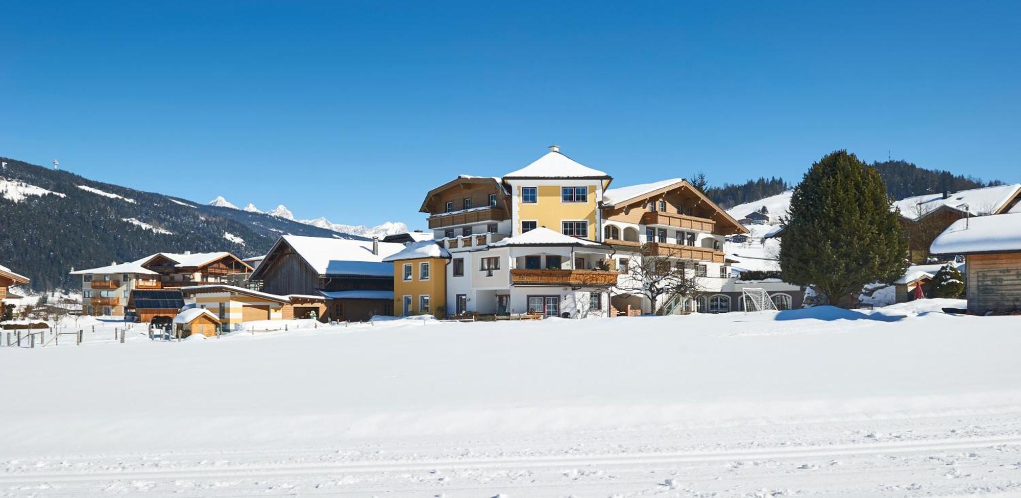 Landhotel Hubengut Bed And Breakfast Radstadt Εξωτερικό φωτογραφία