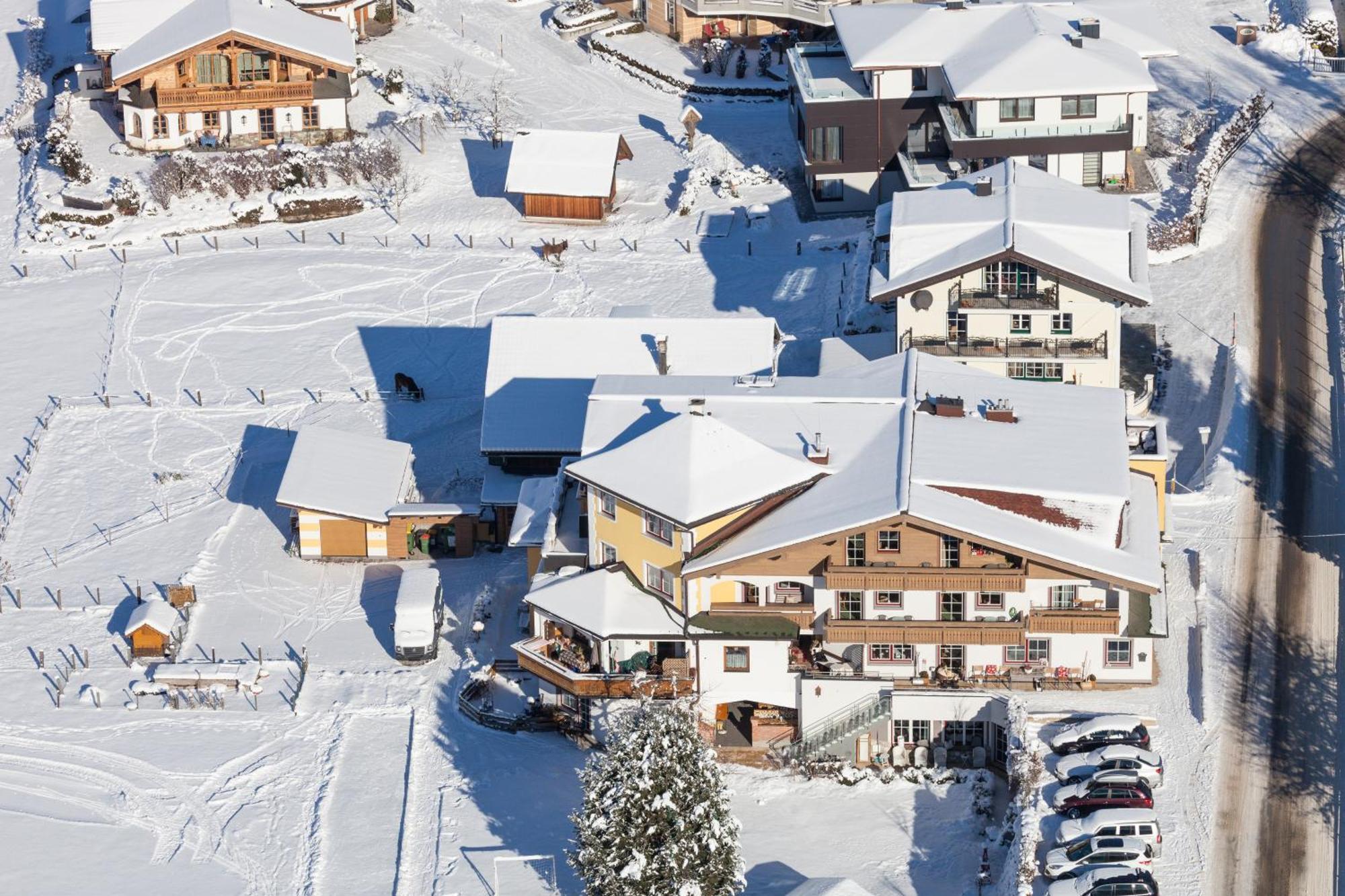 Landhotel Hubengut Bed And Breakfast Radstadt Εξωτερικό φωτογραφία